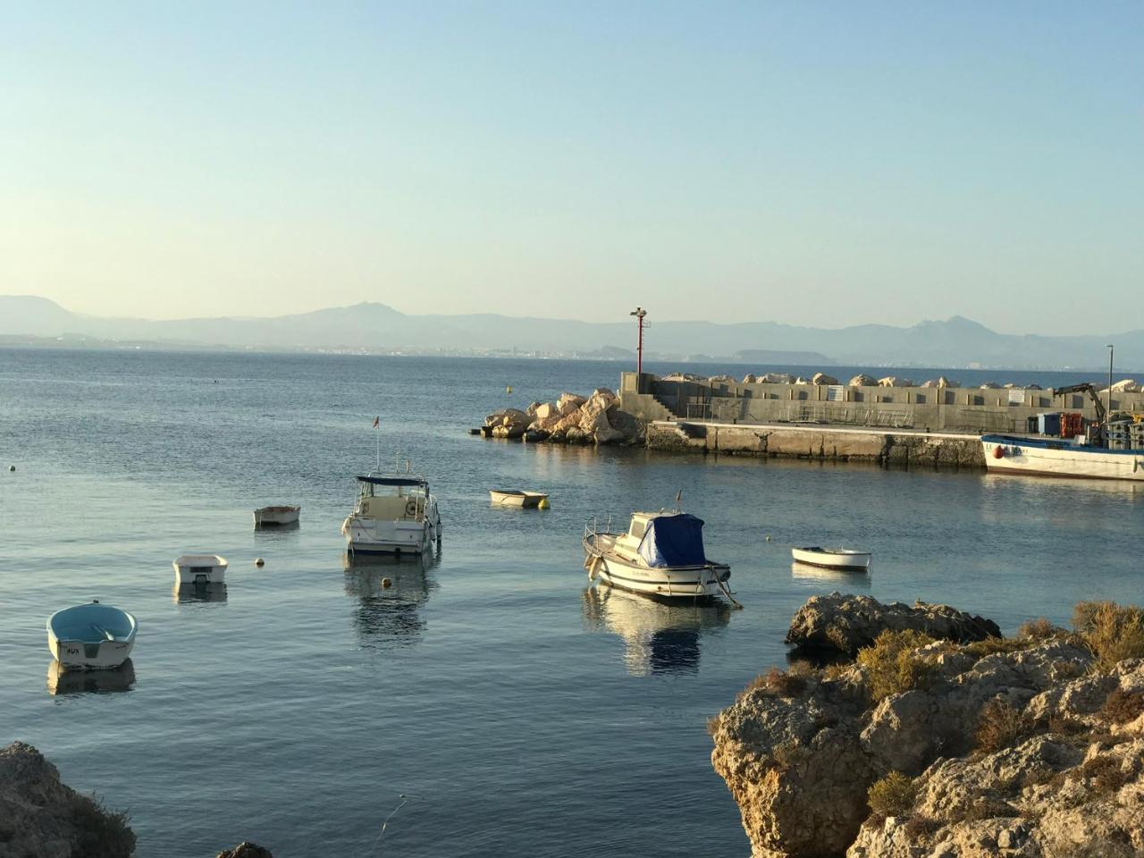 Homely Club Nautico