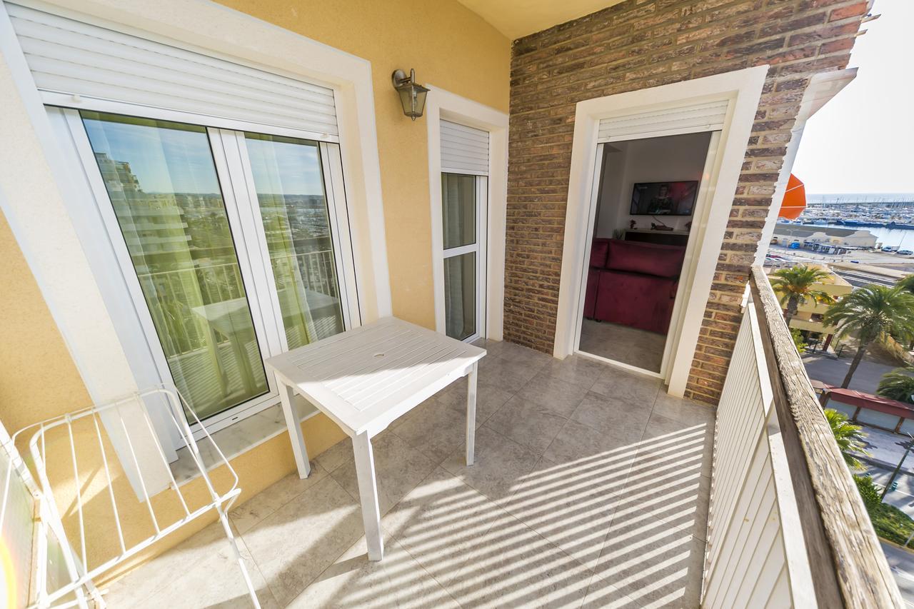 Homely Club Nautico Appartement Torrevieja